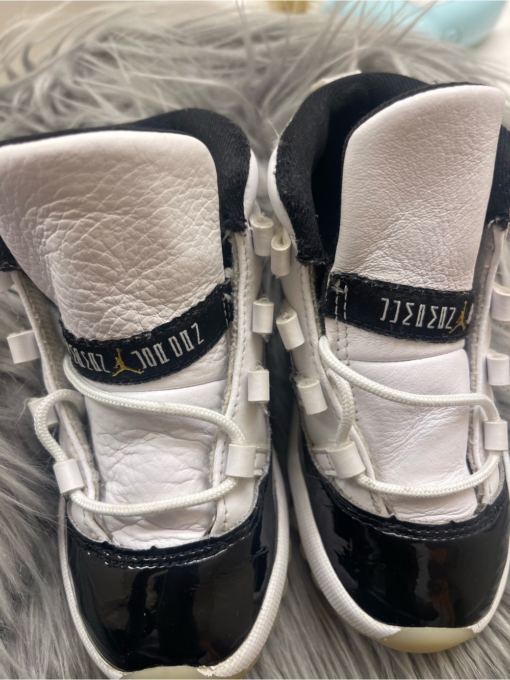 Jordan Kids' White/Black Retro Basketball Shoes